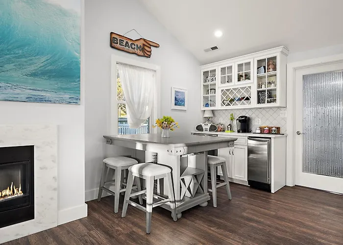 9204 Caribbean Dr - Caribbean Breeze *