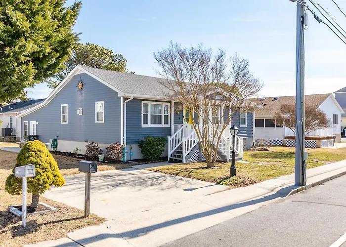 9204 Caribbean Dr - Caribbean Breeze *
